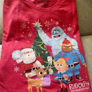 NWOT Red Rudolph the Red Nosed Reindeer Graphic Christmas Tee